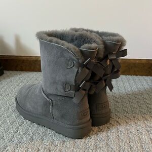 Ugg gray boots with bows on the back